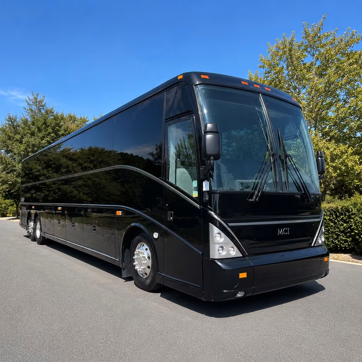 minneapolis charter bus rental exterior