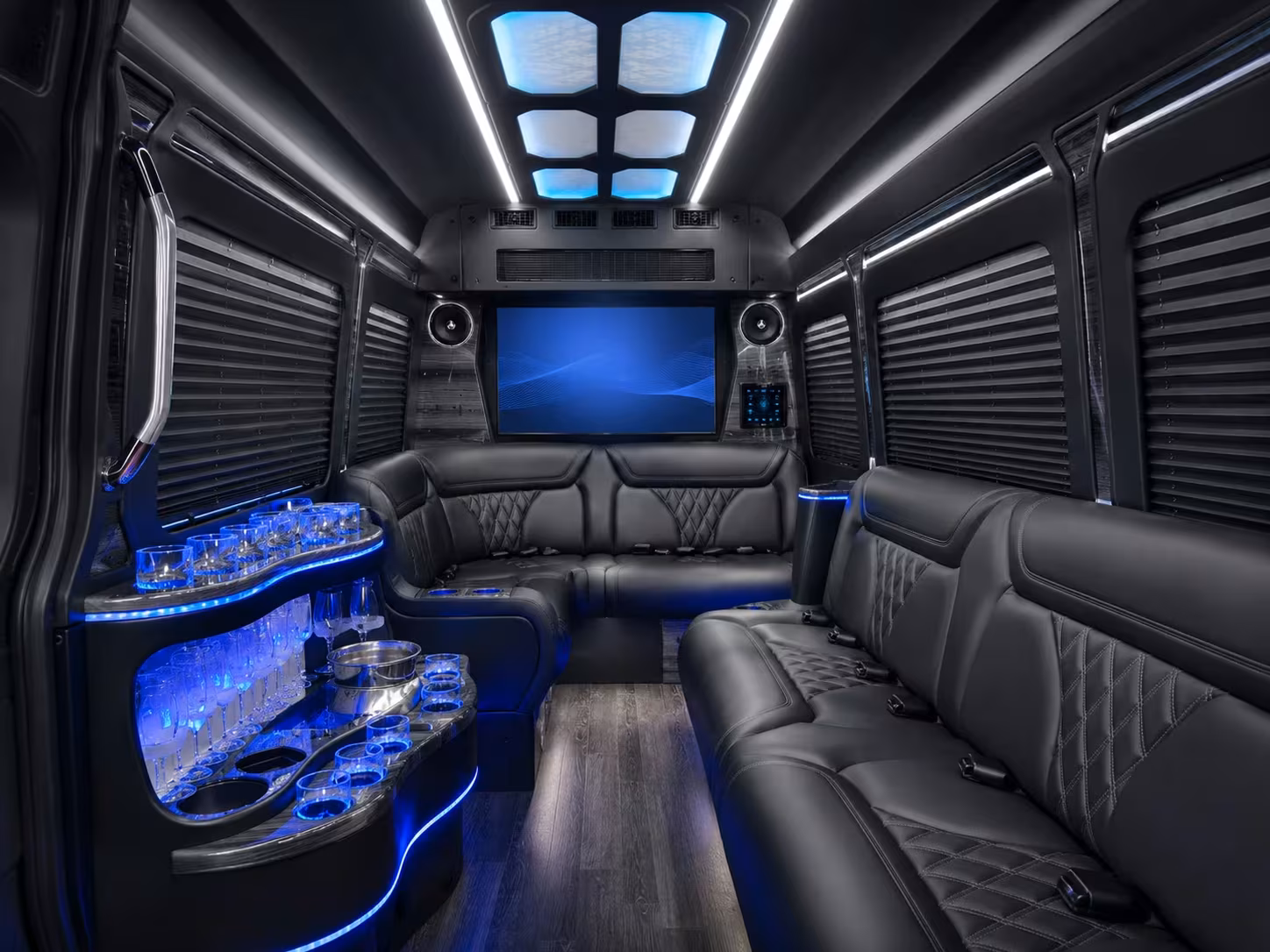 minneapolis corporate event and conference shuttle buses