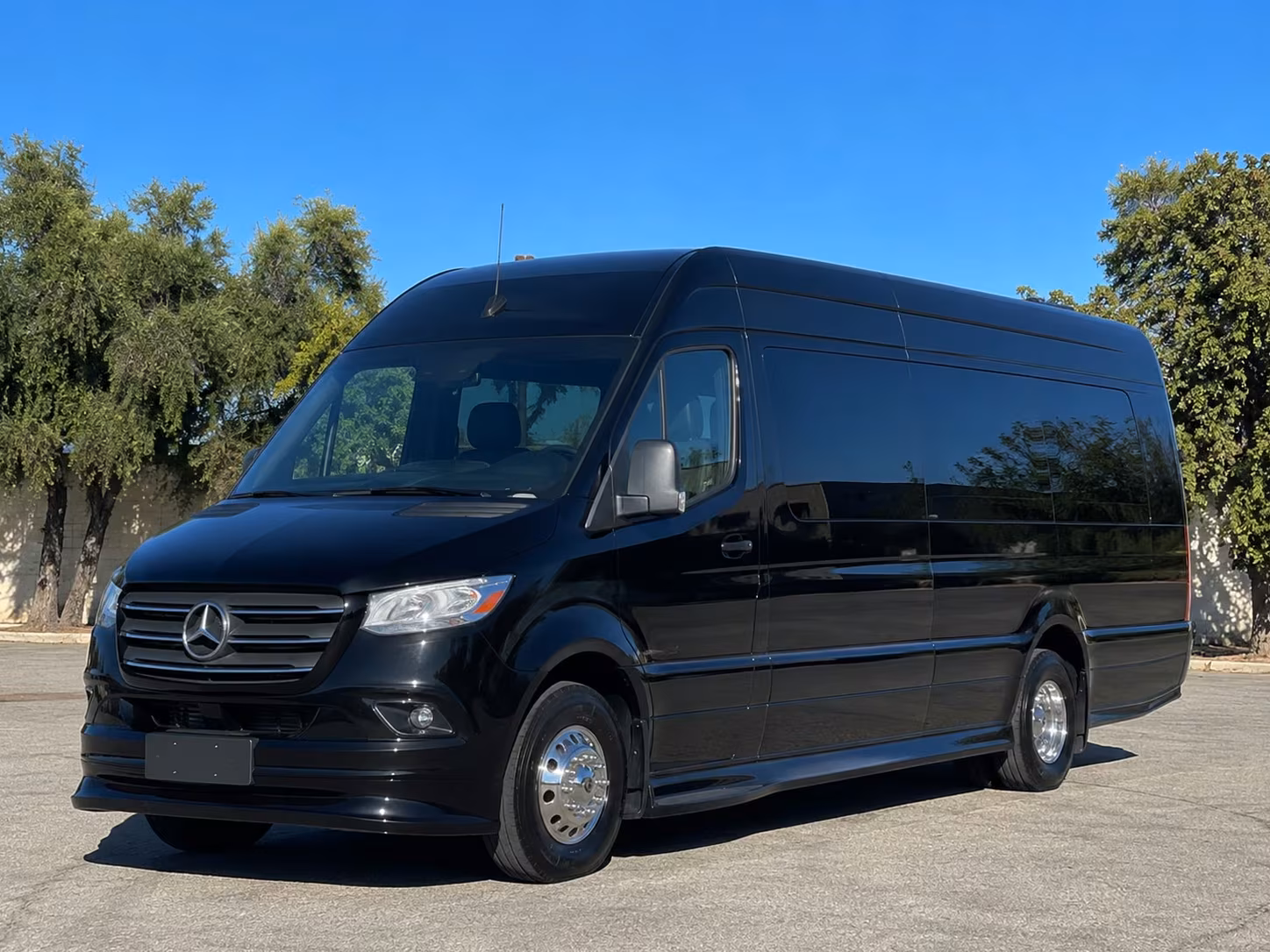 transportation serving minneapolis and nearby cities